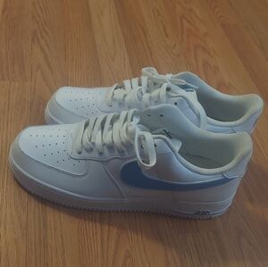 Mens size 13 Nikes